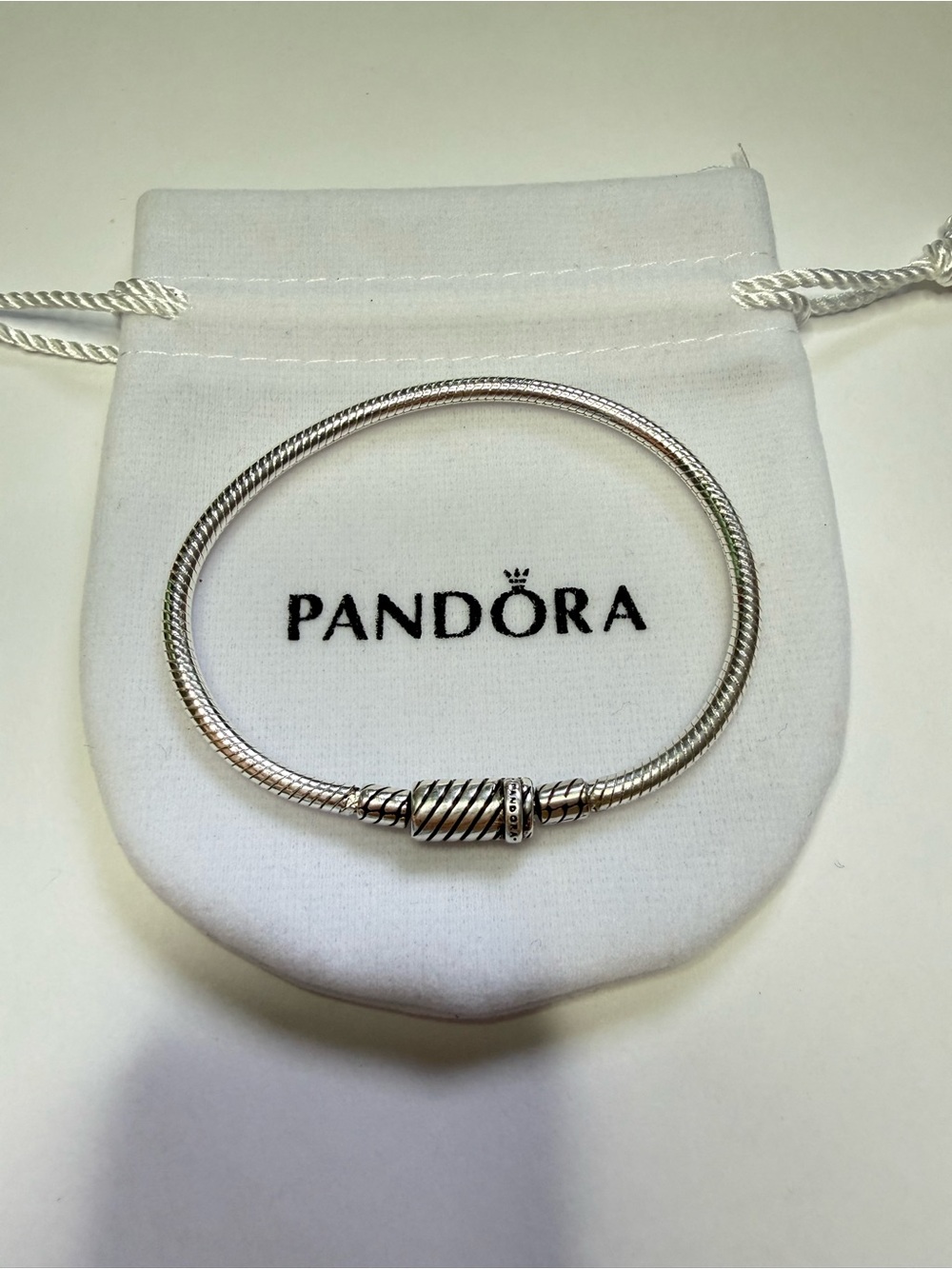 Pandora Moments S925 Sliding Magnetic Clasp Charm Bracelet 590122C00 7 inch